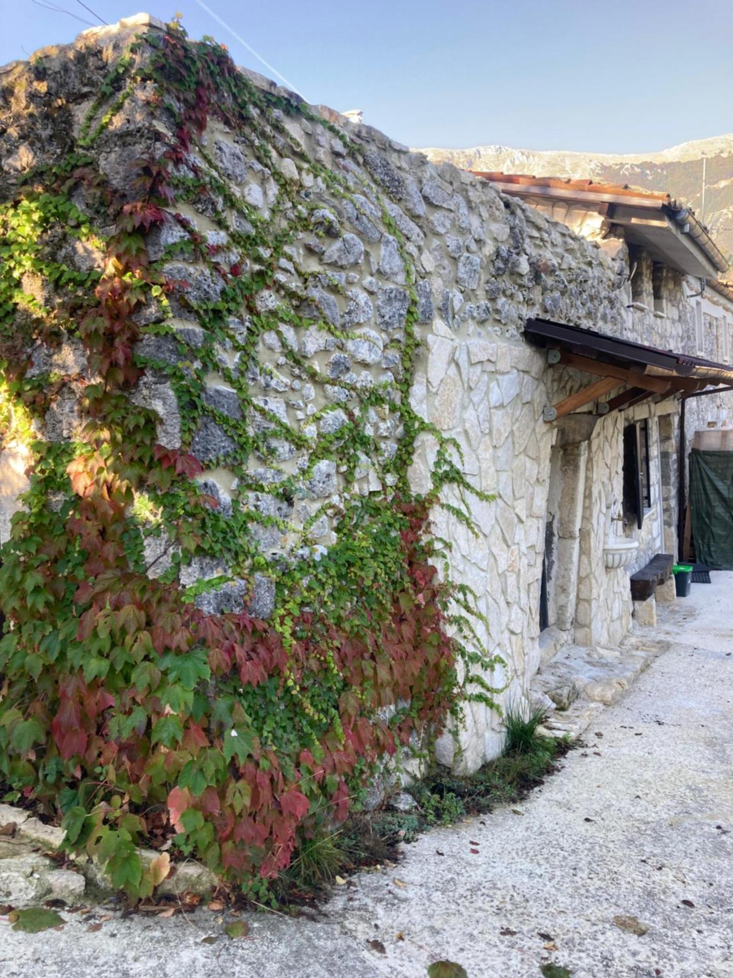 Casa Mupi Villa Sant'Eufemia a Maiella Exterior photo